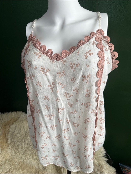 mine Tops - mine Floral Lace-Trim Cami Tank - White with Dusty Rose